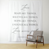 Tenture Love Never Fails Wedding Tapestry Backdrop  (En situation)