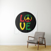 Tenture LOVE Reggae avec symbole de paix (En situation)