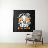 Tenture Lucky Pup with Clover - St. Patrick's Day Cadeau (En situation)
