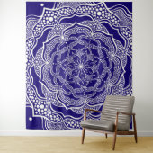 Tenture Mandala Art Boho Chic Elegant Navy Blue Trippy (En situation)
