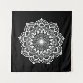 Tenture Mandala blanc sur fond noir (Devant)