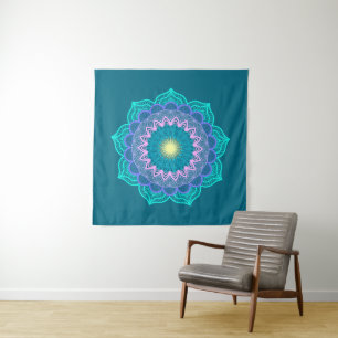 Tenture Mandala Coloré sur Fond Bleu Carré
