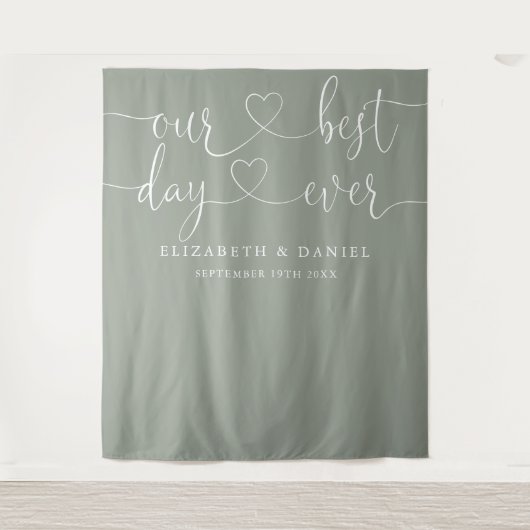 Tenture Mariage à l'écriture cursive de coeur vert sauge M (Devant)