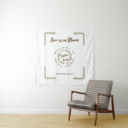 Tenture Mariage avec des feuilles vertes et des fleurs ros (En situation)