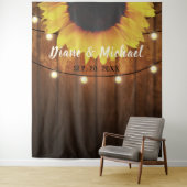 Tenture Mariage de tournesol en bois rustique - Page d'acc (En situation)