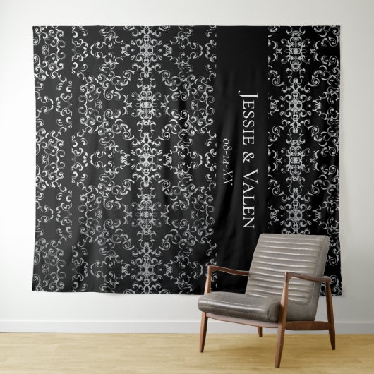 Tenture Mariage gothique argenté et noir (En situation (horizontale))