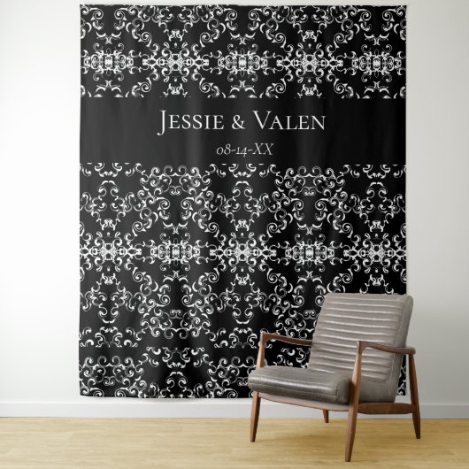 Tenture Mariage gothique au tourbillon noir et blanc (En situation)