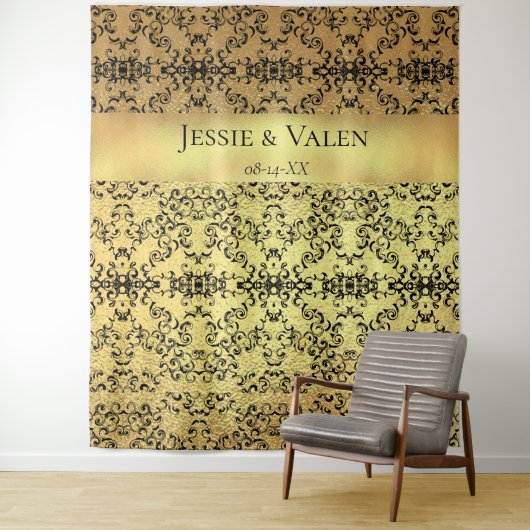 Tenture Mariage gothique or et noir (En situation)