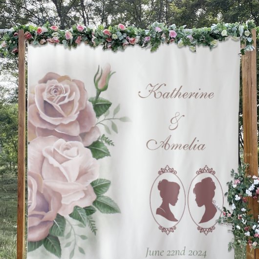 Tenture Mariage lesbien Régence au rose romantique