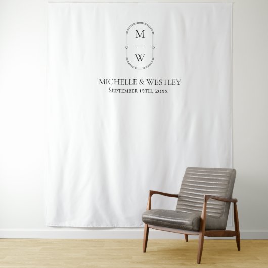 Tenture Mariage Minimaliste Monogramme Noir & Blanc (En situation)
