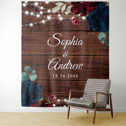 Tenture Marsala & Navy Rustic Wood Tapestry Mariage (En situation)