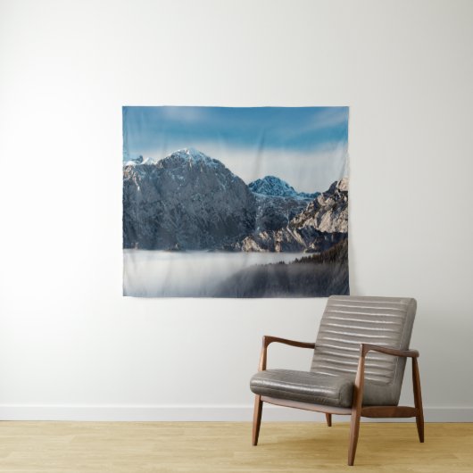 Tenture Mer de brouillard et montagnes enneigées (En situation (horizontale))