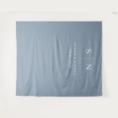 Tenture Minimal et chic | Mariage bleu et blanc Dusty (Devant (Horizontal))