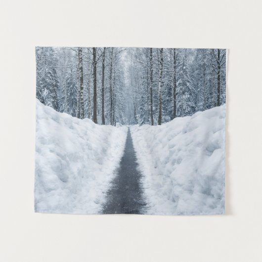 Tenture Misty Winter Forest Tapestry (Devant (Horizontal))