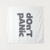 Tenture Modern, simple, bold cool graphic of Don't Panic (Devant (Horizontal))