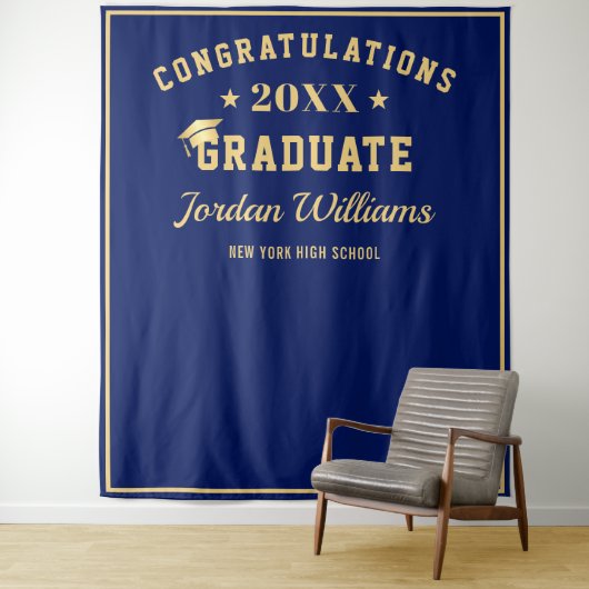 Tenture Moderne Golden Blue Graduation Photo Booth Arrière (En situation)