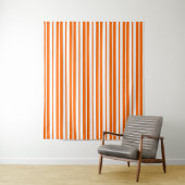 Tenture Motif de bandes verticales blanches orange (En situation)