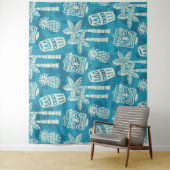 Tenture Motif Tiki moderne du milieu du siècle rétro (En situation)