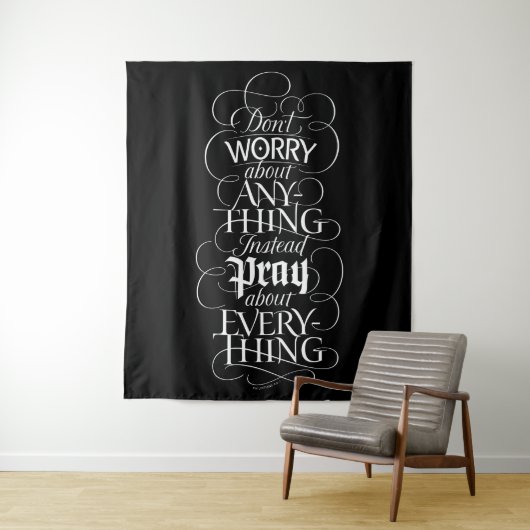 Tenture NE VOUS INQUIÉTEZ DE RIEN - Calligraphie chrétienn (En situation)