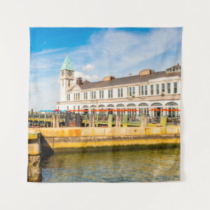 Tenture NEW YORK, USA - SEP 22, 2015 : New York peer on t