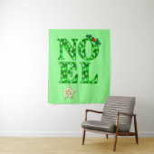 Tenture NOEL dans un arbre de Noël vert Motif (En situation)