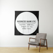 Tenture Nom commercial & Slogan/autre texte | Noir et blan (En situation)