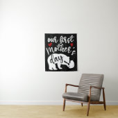 Tenture Notre premier cadeau de fête des mères Hearts Mama (En situation)