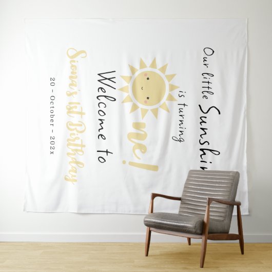 Tenture Notre soleil devient un joli décor d'anniversaire (En situation (horizontale))