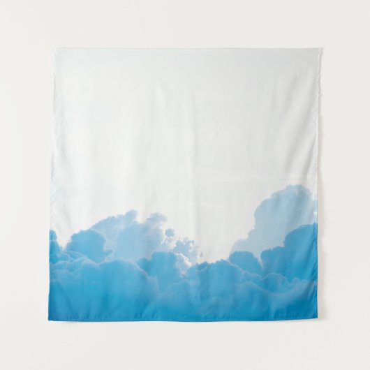 TENTURE NUAGES BLEUS SOUS LE CIEL BLANC (Devant)