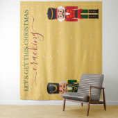 Tenture Nutcracker Yellow Christmas Photo Booth Backdrop (En situation)