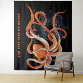 Tenture Octopus Orange Mandala bleu (En situation)