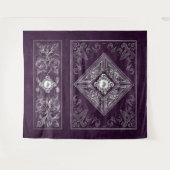 Tenture Opulence Ornée | Fleur de Joaillerie Violette et A (Devant (Horizontal))