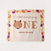 Tenture Ours qui fête son premier anniversaire d'automne (Devant (Horizontal))