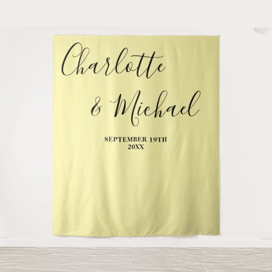 Tenture Pale Yellow Script Minimalist Wedding Backdrop (Devant)