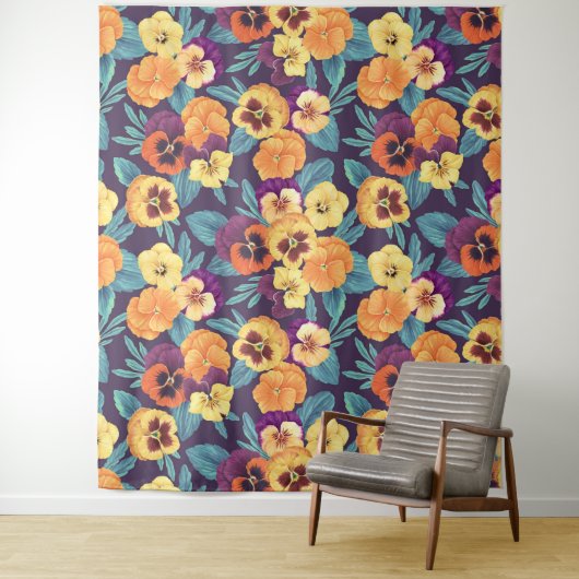 Tenture Pansies sur violet de prune (En situation)