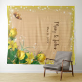 Tenture Papillon floral jaune rustique en bois (En situation (horizontale))