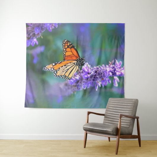 Tenture Papillon Monarque sur Fleur violette lilas (En situation (horizontale))