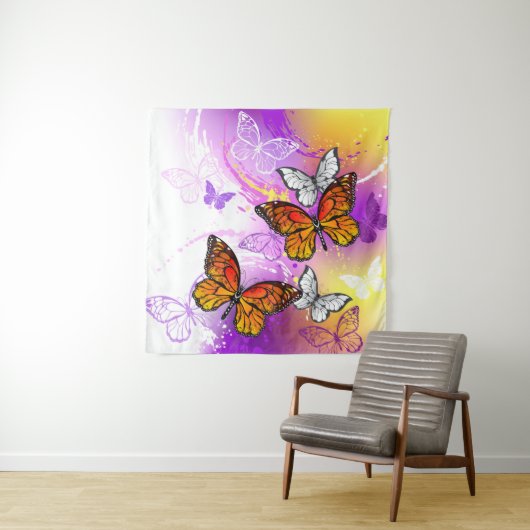 Tenture Papillons Monarque sur Arrière - plan pourpre (En situation)
