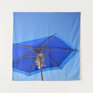 Tenture Parapluie de patio bleu et marron le matin