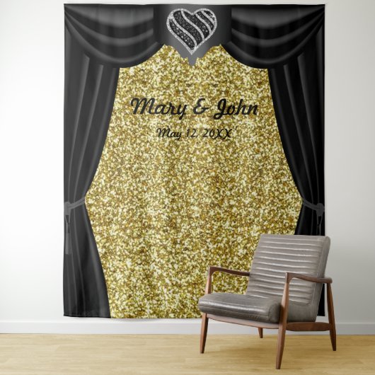 Tenture Parties scintillant d'or Noir & Blanc Coeur Noir R (En situation)