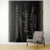 Tenture Parties scintillant Script Calligraphie Graduation (En situation)