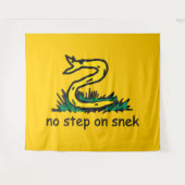 Tenture Pas de pas sur les mèmes de serpent Gadsden parodi (Devant (Horizontal))