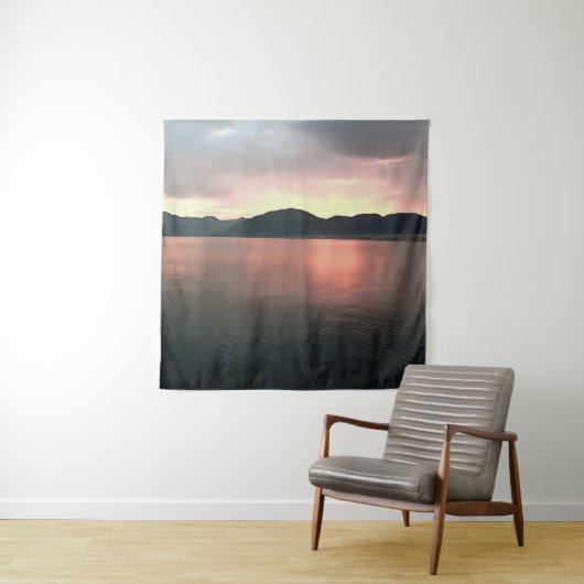 Tenture Paysage rose et bleu Ombre Sunset Reflections (En situation)