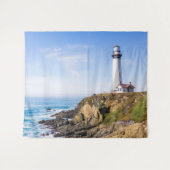 Tenture Phare sur colline ciel bleu maison blanche océan (Devant (Horizontal))