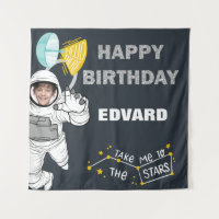 Photo d'astronaute dans l'espace pour joyeux anniv