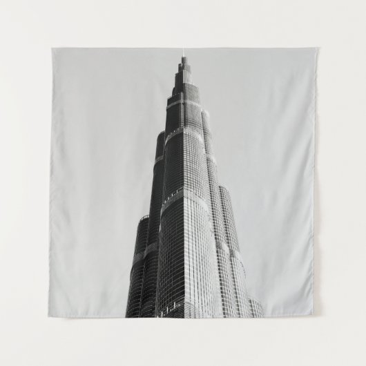TENTURE PHOTO GRAYSCALE DU BÂTIMENT À HAUTE AUGMENTATION (Devant)
