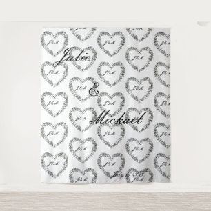 Tenture Photobooth mariage noir et blanc coeur floral