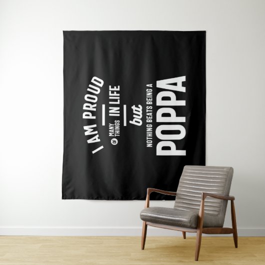 Tenture Poppa - Fier De Beaucoup De Choses Dans La Vie (En situation)