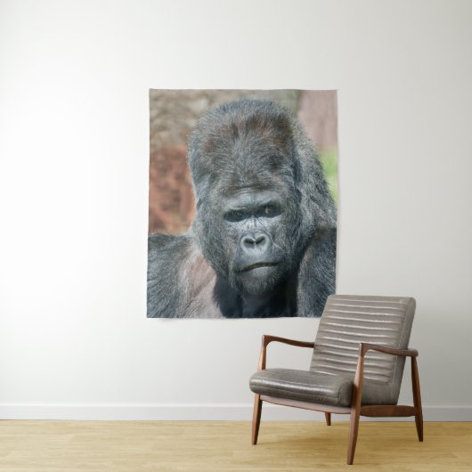 Tenture Pose d'attaque de Silverback Gorilla (En situation)