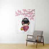 Tenture Poupée Sakura Kokeshi - jolie fille japonaise Geis (En situation)